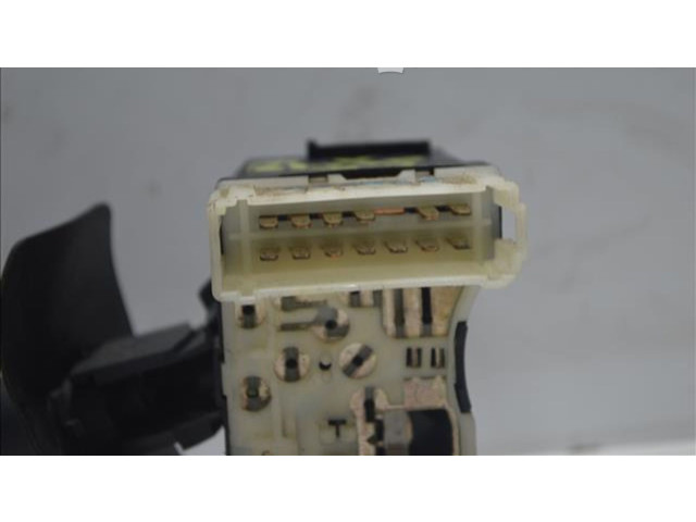 Ручка стеклоочистителей 6164018 Renault Clio I