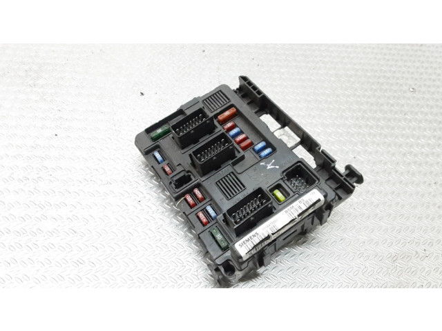 Блок предохранителей 964349888000, T118470003L Citroen Xsara Picasso