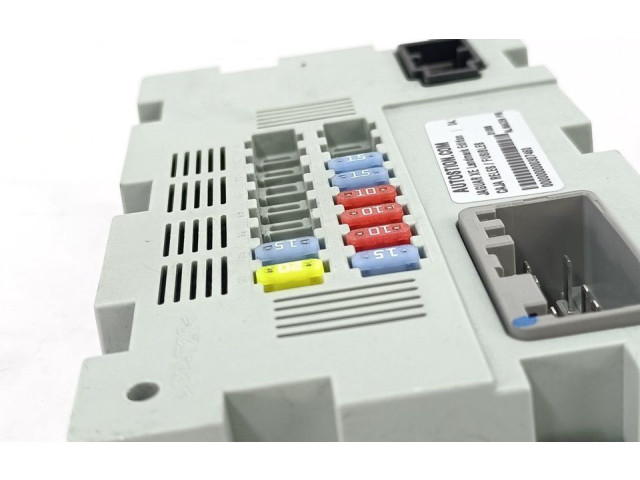 Блок предохранителей CPLA14Q073AA Jaguar XE