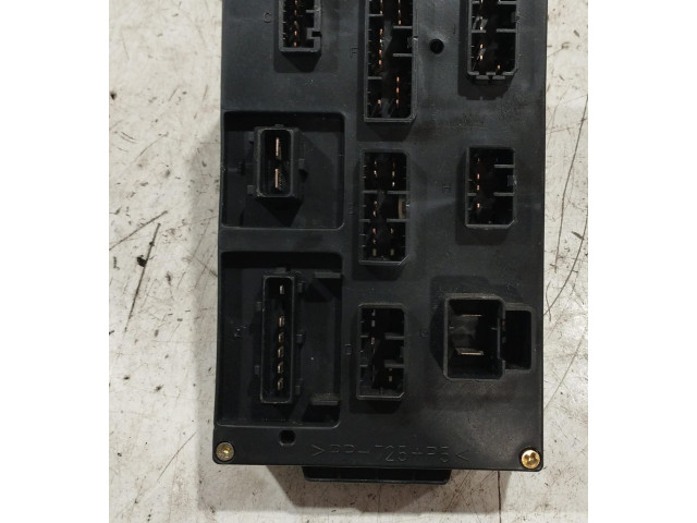 Блок предохранителей Alfa Romeo 166