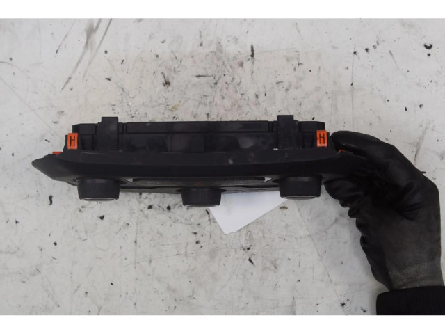 Блок управления климат-контролем    Jeep Renegade