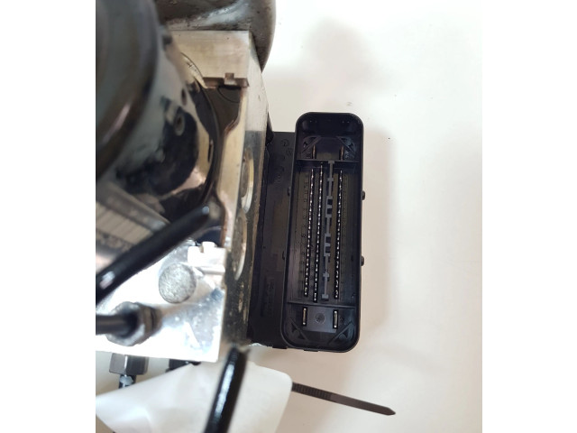 Jednotka ABS 7P0907379J, 7P0614517J Volkswagen Touareg II 2012