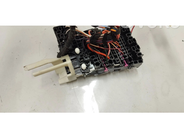 Блок предохранителей 5q0937615c   Skoda Octavia Mk3 (5E)    