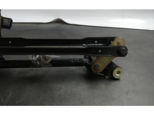 Моторчик дворников 981001C100 Hyundai Getz