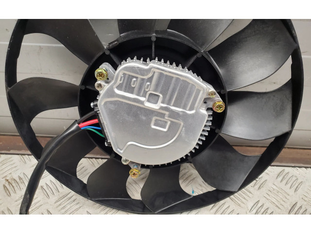 Вентилятор радиатора Audi Q5 SQ5