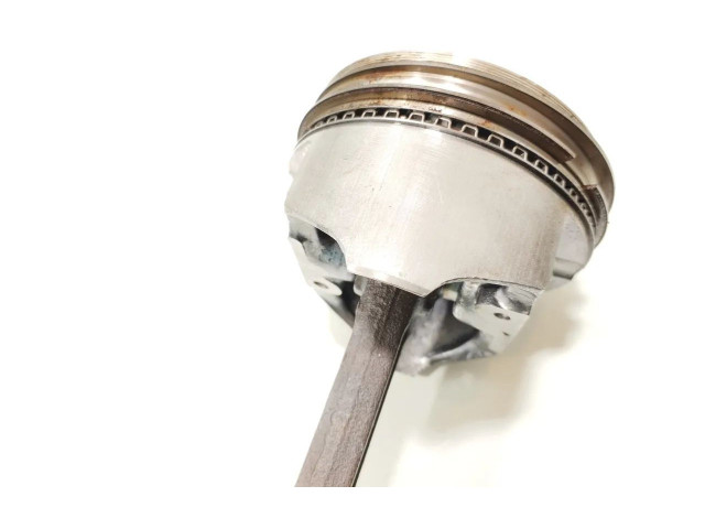  Поршень с шатуном L48   Chevrolet Corvette  