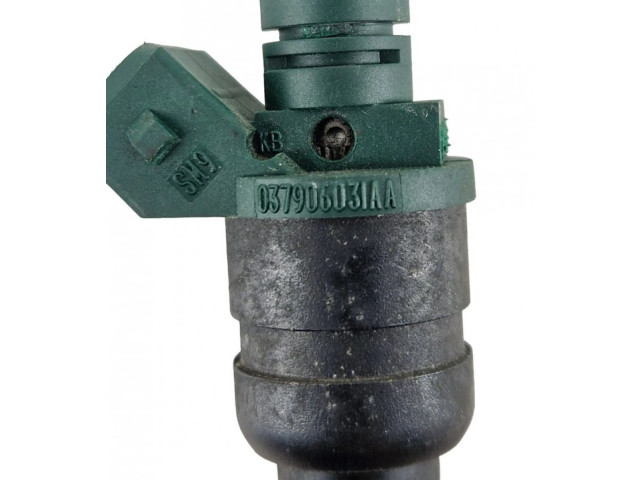 Форсунка 037906031aa Audi A3 S3 8L AKL