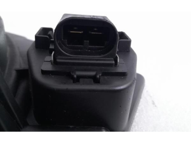 Вентилятор радиатора     8200525991    Renault Clio III 