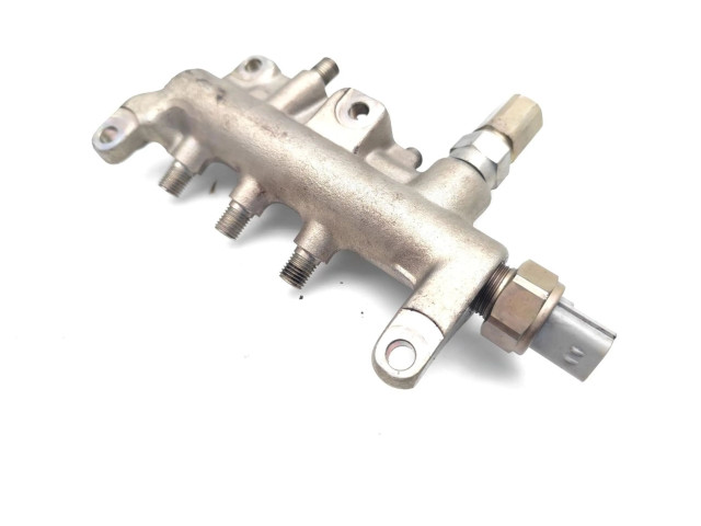 Топливная рампа 499000-4441 Saab 9-5