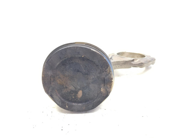 Píst 7647339 BMW 7 F01 F02 F03 F04 pro benzínový motor 4.4 N63 B44 B