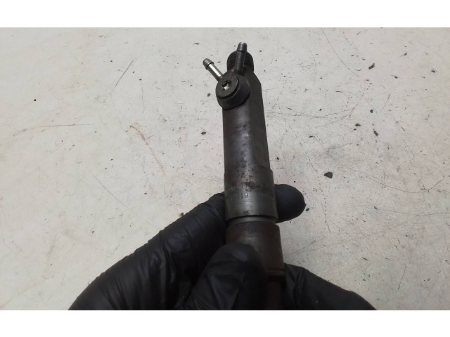 Vstřikovač 046130201e Audi A6 S6 C4 4A AAT