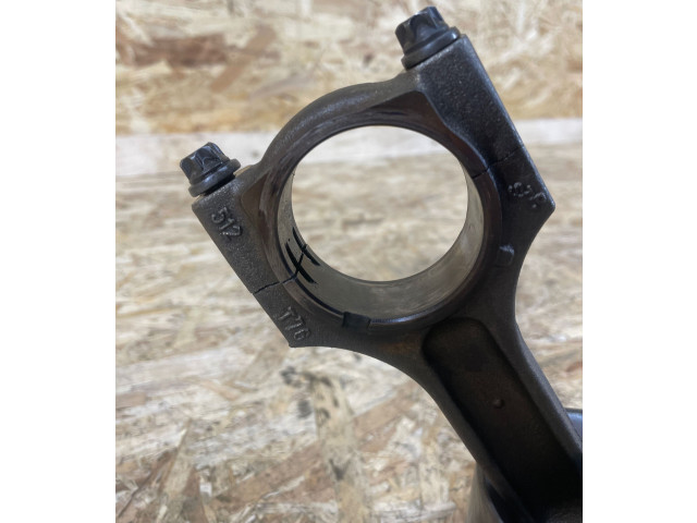 Píst M57TUE2 BMW 5 E60 E61 M57