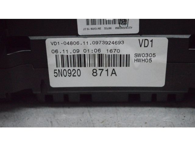 Přístrojová deska Volkswagen Tiguan 2010