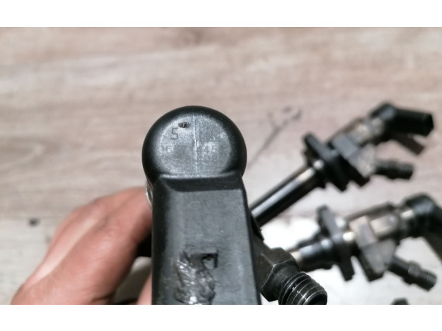 Vstřikovač 965714458 Volvo S40