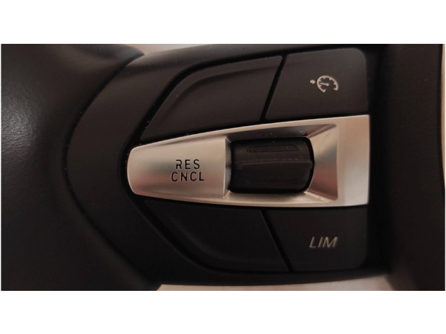 Руль BMW 1 F52 2017- года 32307851517