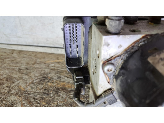 Блок АБС 9472970, 134493   Volvo  S70  V70  V70 XC  1997-2000 года