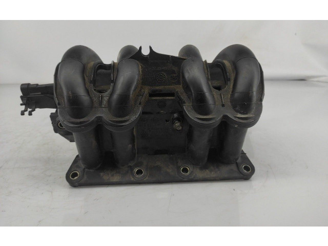 Всасывающий коллектор    7700114501   Renault Clio II