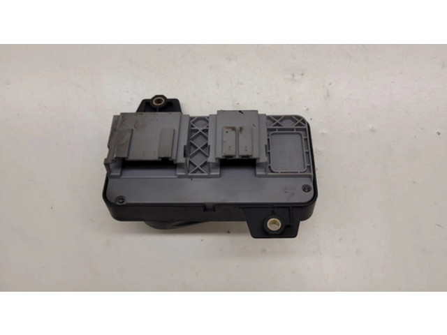 Включатель (включатели) регулировки