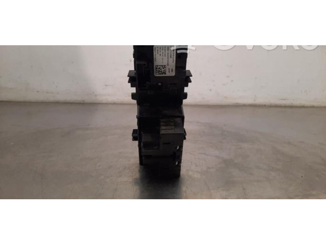 Vstřikovač 8Y0713059D Audi A3 8Y