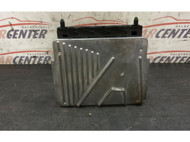 Блок управления двигателем Блок управления MB0797008831   Volvo S60