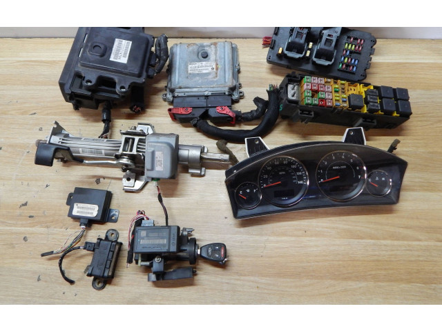 Блок управления двигателя 0281011999, P56044189AI Jeep Grand Cherokee (WK)