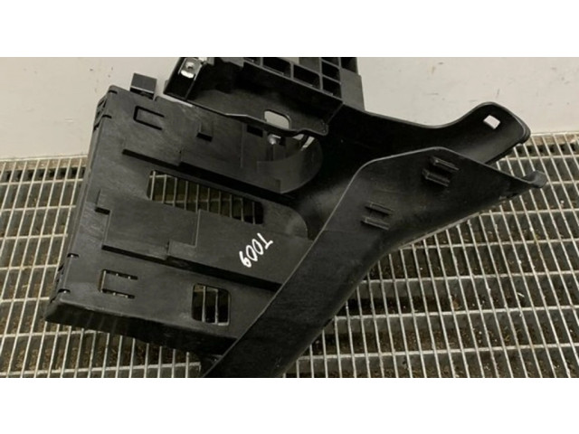 Другая деталь двигателя