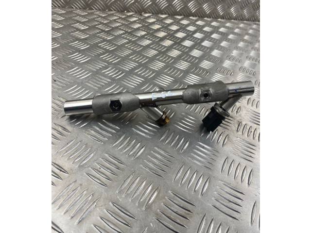 Vstřikovací lišta 06E130089AF Audi A8 S8 D4 4H CREC