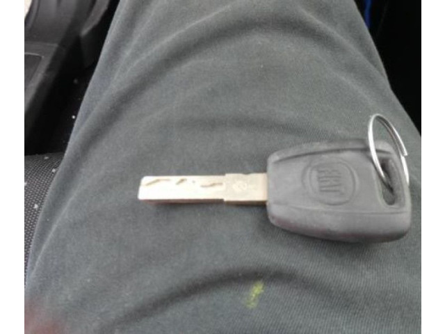 Моторчик заднего дворника 51757867 Fiat Grande Punto