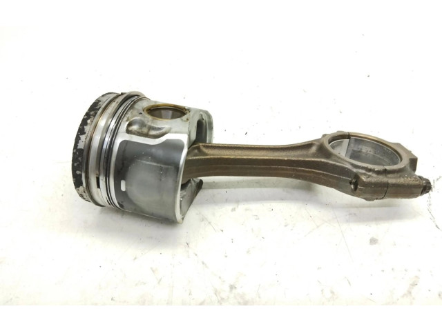 Поршень 038107065GC Skoda Octavia Mk2 (1Z)