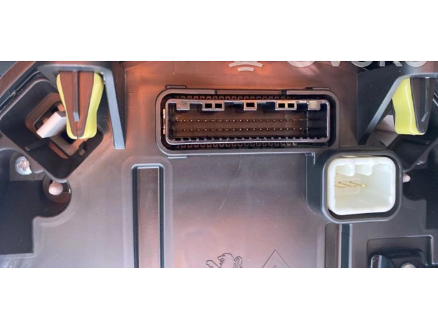 Панель приборов B001029180   Peugeot 108       