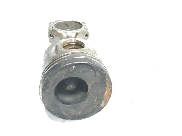 Поршень AGR Volkswagen Golf SportWagen