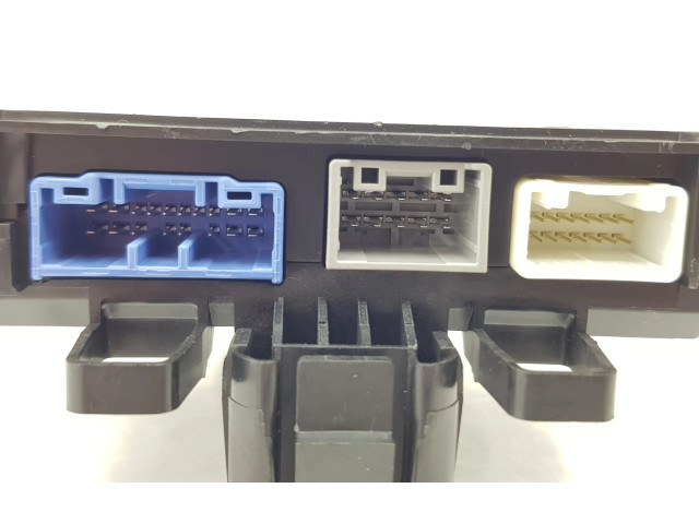 Блок управления D41S675Z0, D41S675Z0   Mazda 3