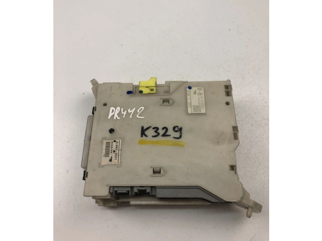 Pojistková skříňka 8273030632 Lexus GS 300 350 430 450H 2009