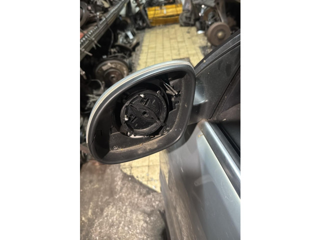 Zpětné zrcátko Volkswagen Tiguan 2013