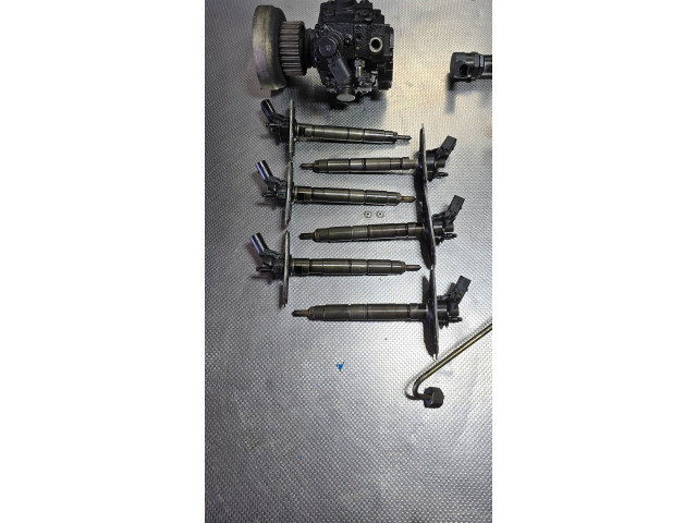 Форсунка 059130277AH, 059130755S    Audi A6 S6 C6 4F  AUK 