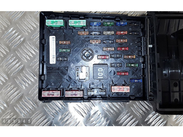 Pojistková skříňka 3C0937125A Volkswagen Tiguan 2012