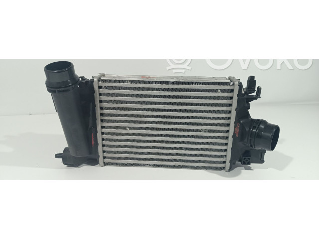 Интеркулер 144968819R Dacia Sandero III