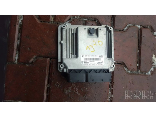 Блок управления двигателя 55583654   Opel Insignia A