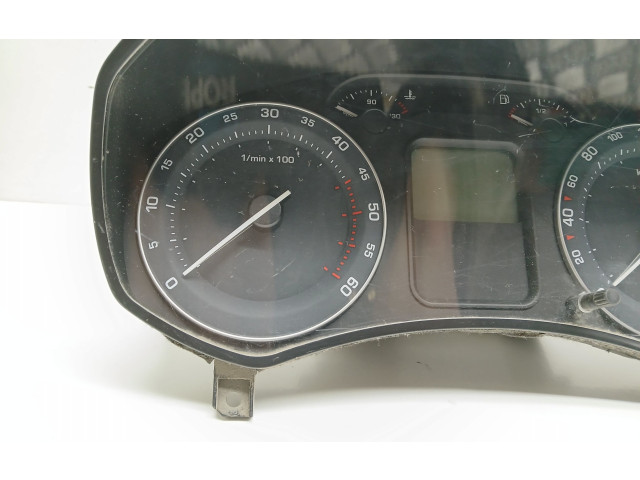 Панель приборов 1Z0920802D Skoda Octavia Mk2 (1Z)
