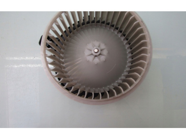 Вентилятор печки    272V06UA0B   Nissan X-Trail T33