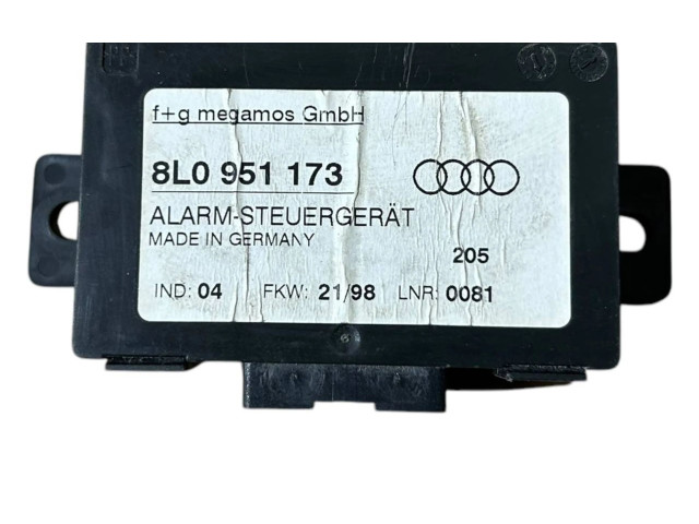 Pojistková skříňka Блок управления сигнализации 8L0951173 Audi A8 S8 D2 4D 2000