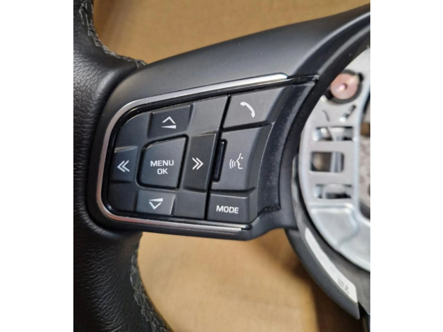 Volant Jaguar E-Pace 2020