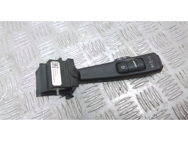 Ручка стеклоочистителей 31264354   Volvo V70