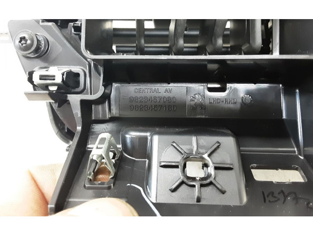 Блок управления климат-контролем 9823457080, 9823457080   Peugeot 2008 II