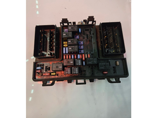 Блок предохранителей EB3T14D068FA Ford Ranger