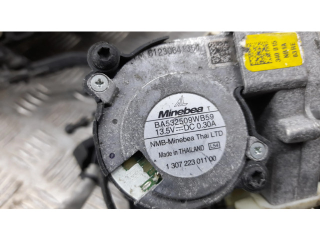 Передняя фара