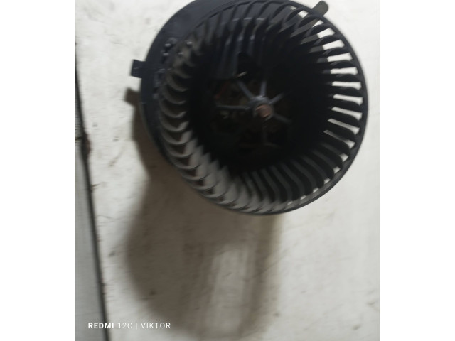 Форсунка 3C1820015N, 3C0907521F Volkswagen PASSAT B6