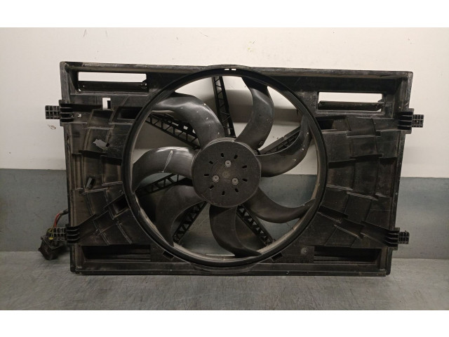 Вентилятор радиатора 5Q0121203DR, 5Q0121203DR Skoda Karoq