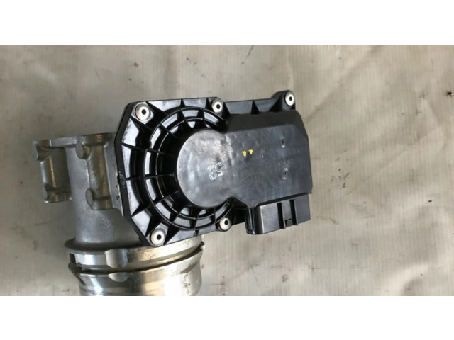 Дроссельная заслонка