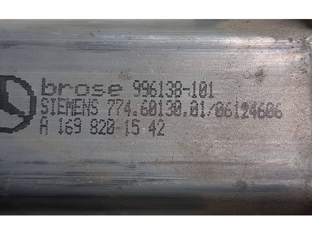 Передний двигатель механизма для подъема окон